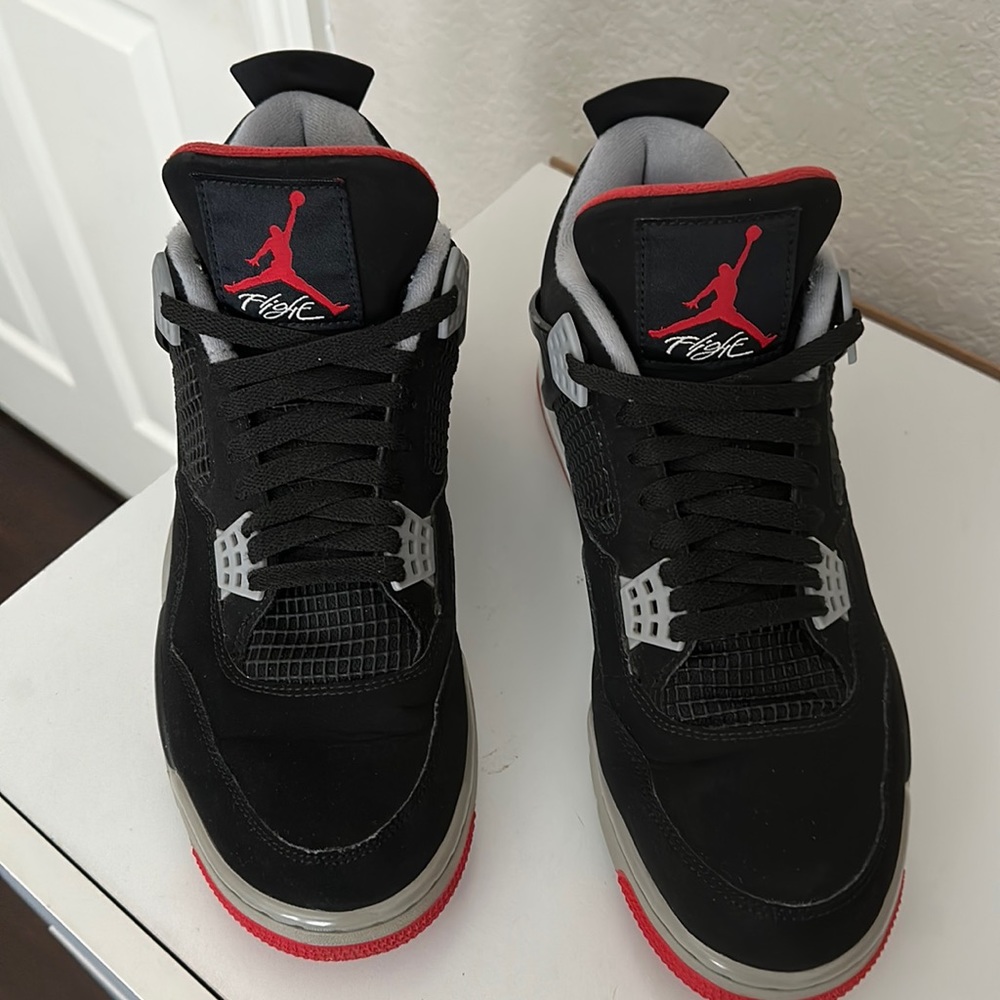 Jordan 4 Breds